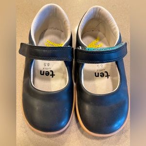 Ten Little Classic Black Mary Janes Toddler 8.5